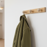 mateau accroche sur patere murale bois